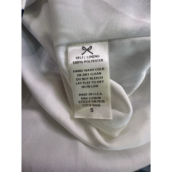 Everly bright floral off the shoulder cinch dress size small NWT - Picture 8 of 8